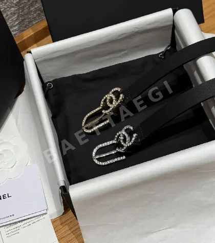 샤넬 더블 C 크리스탈 버클 소가죽 벨트 174028