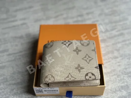 루이비통 모노그램 서플러스 멀티플 지갑 102797