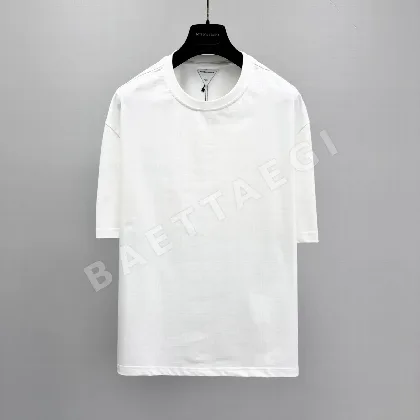 보테가베네타 남성 면 자수 반팔 폴로셔츠 114153
