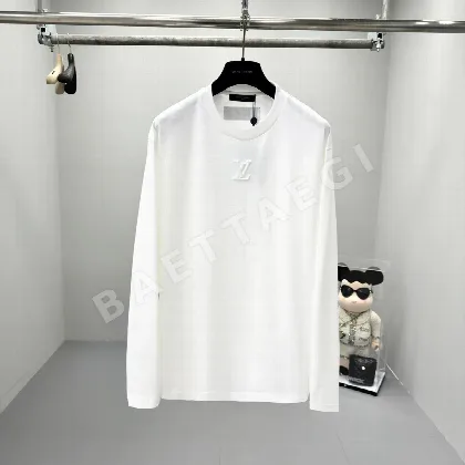 루이비통 LV 엠보스 면 긴팔 티셔츠 138982