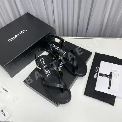 샤넬 진주 금속 버클 여성용 샌들 98888