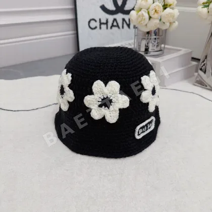 미우미우 모자 81127 Miu Miu Cap
