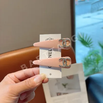 샤넬 로고 헤어 클립 세트 183305