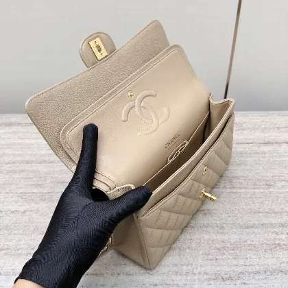 샤넬 밀크티 베이지 금장 캐비어 가방 33307