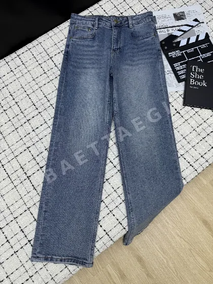 생로랑 크롭드 여성 바지 103441
