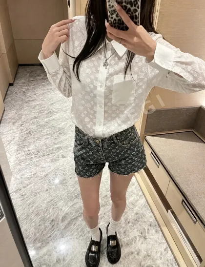 루이비통 벨벳 자카드 드롭숄더 여성 셔츠 97175