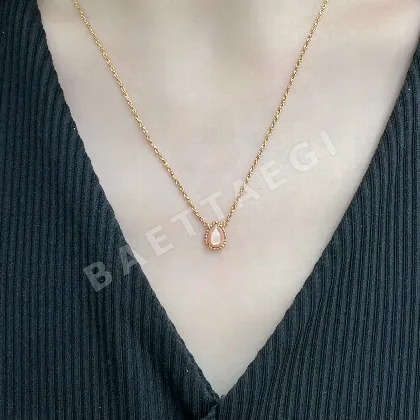 부쉐론 핑크 티어드롭 다이아몬드 목걸이 63218