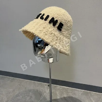 셀린느 하운드투스 체크 베레모 83417