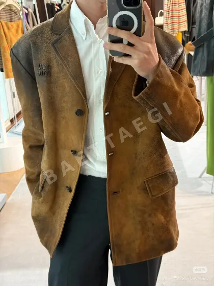미우미우 램스킨 오버사이즈 자켓 163787