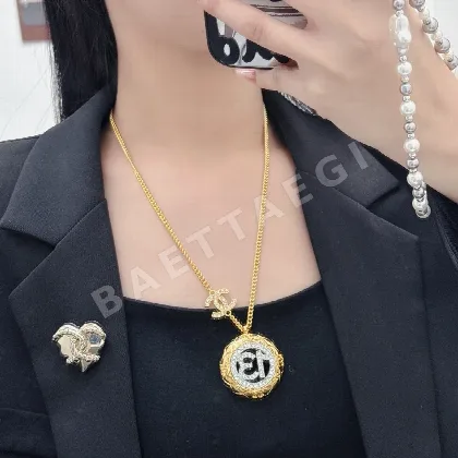 샤넬 라 메르 더블 아이 황동 목걸이 66011