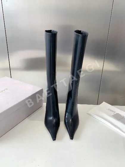 지미추 포인티드 토 백 지퍼 하이힐 부츠 8037