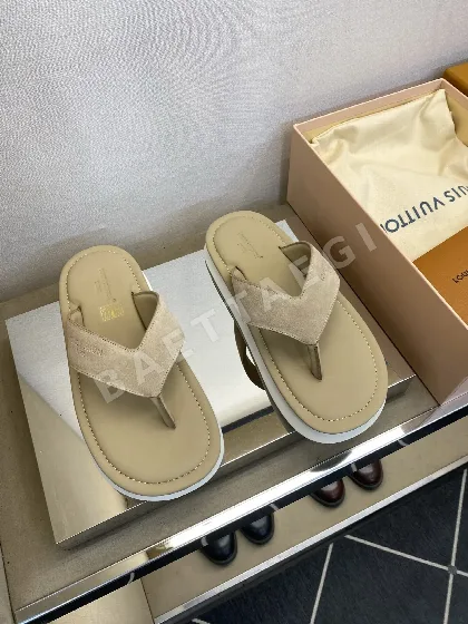 루이비통 송아지가죽 남성 슬리퍼 129592
