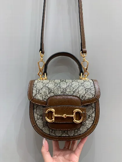 구찌 말 재갈 돔형 손잡이 브라운 가죽 숄더백 13664