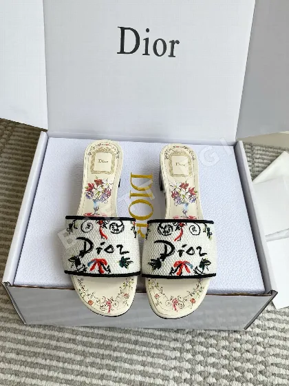 디올 리비에라 자수 샌들 112899