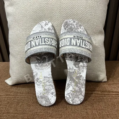 디올 자수 캔버스 샌들 141775