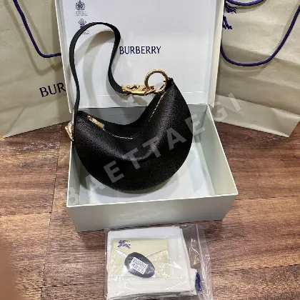 버버리 블랙 가죽 가방 39860