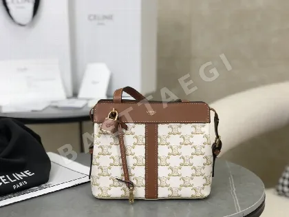 셀린느 가방 86511