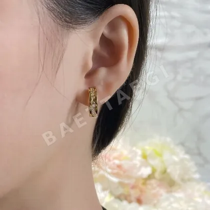 불가리 18K 골드 다이아몬드 귀걸이 64882
