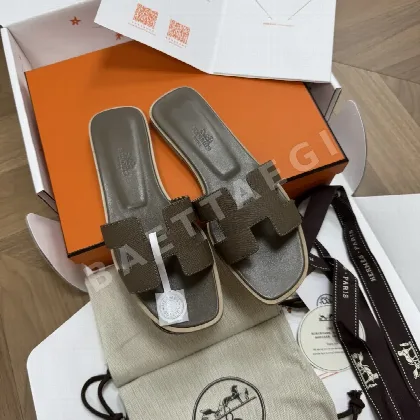 에르메스 오란 샌들 88963
