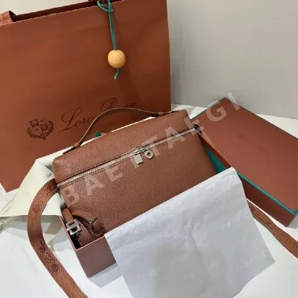 로로피아나 L27 브릭 레드 핸드백 191391