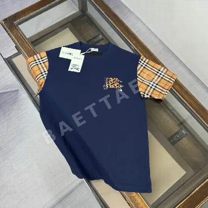 버버리 워호스 체크 패치 반팔 티셔츠 49571