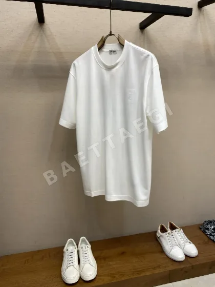 로로피아나 남성 반팔 티셔츠 48074