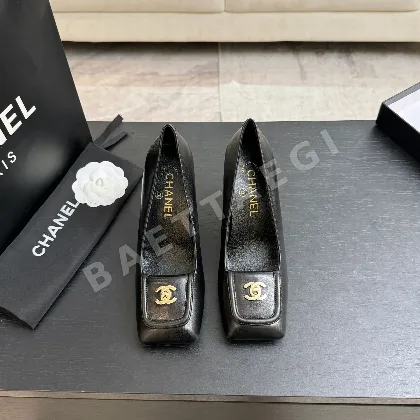샤넬 더블 C 스티치 스퀘어 토 슬리퍼 샌들 플랫슈즈 98610