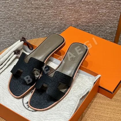 에르메스 오란 슬리퍼 8472