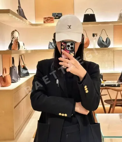 루이비통 자수 베이스볼캡 186308