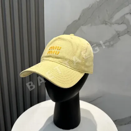 미우미우 캔디 컬러 베이스볼 캡 185817