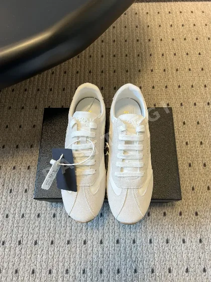 프라다 클래식 레트로 트레이닝화 신발 8175