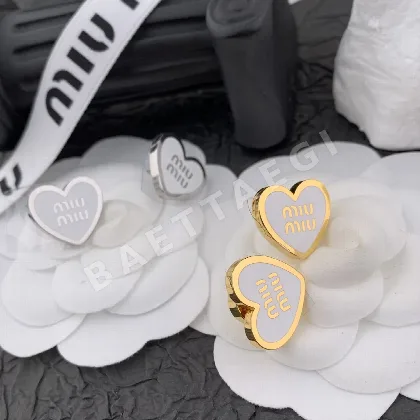 미우미우 귀걸이 61204 Miu Miu Earrings