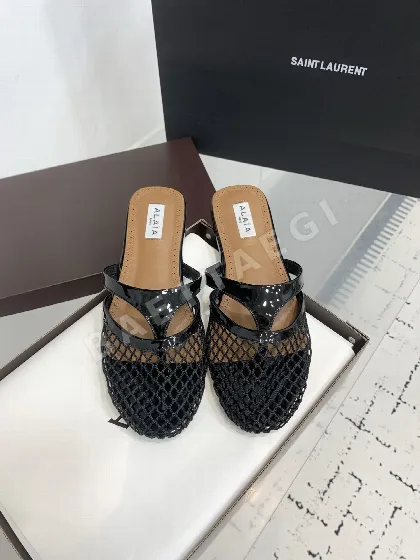 알라이아 메시 오픈워크 플립플랍 샌들 120664