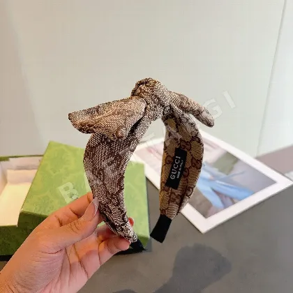 구찌 모노그램 리본 헤어밴드 184701