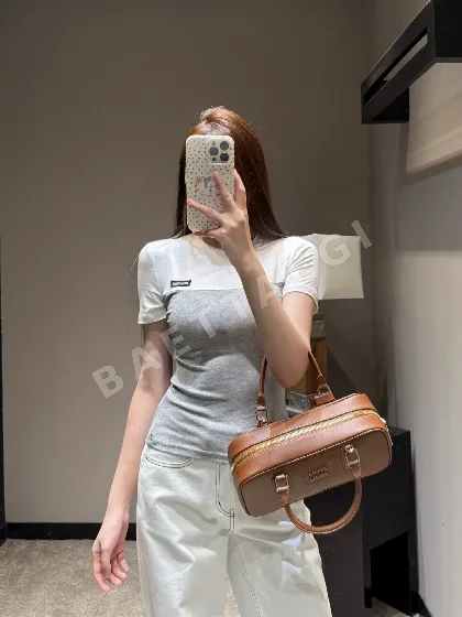 미우미우 컬러 블록 코튼 반팔 티셔츠 101651