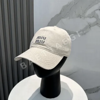 미우미우 캔디 컬러 베이스볼 캡 185819