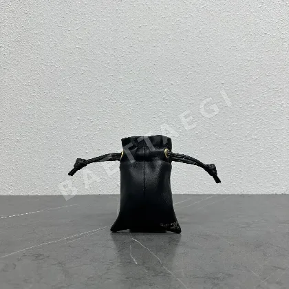 셀린느 램스킨 미니 크리스털 파우치 142517
