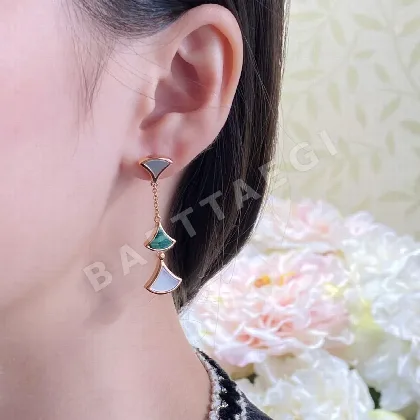 불가리 마더오브펄 3단 부채꼴 귀걸이 64841