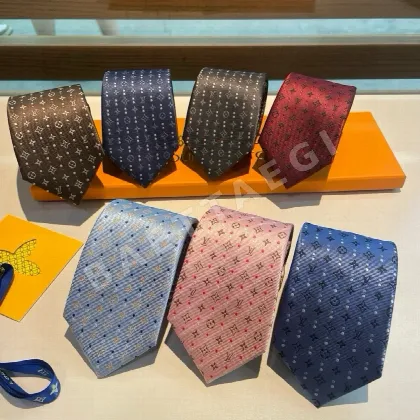 루이비통 넥타이 90039 Louis Vuitton Accessories