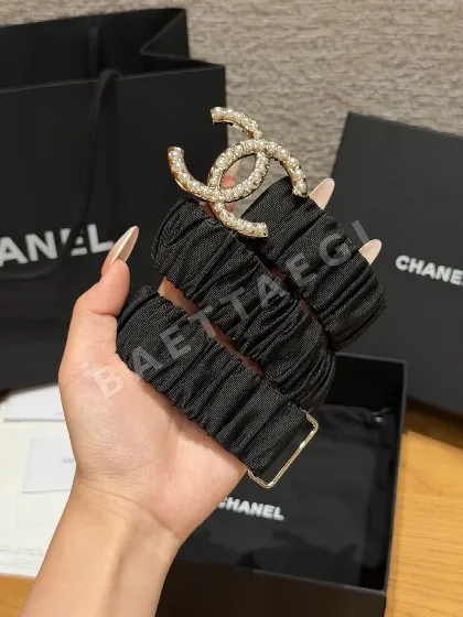샤넬 플리츠 램스킨 진주 더블 C 스트레치 벨트 174299
