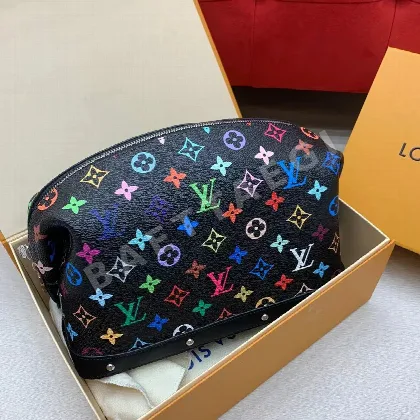 루이비통 블랙 대형 메이크업 파우치 M13743