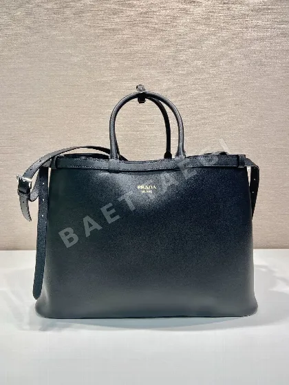 프라다 카프스킨 남성 핸드백 1BG126