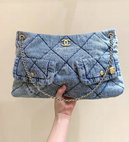 샤넬 25K 데님 호보 쇼핑백 132490