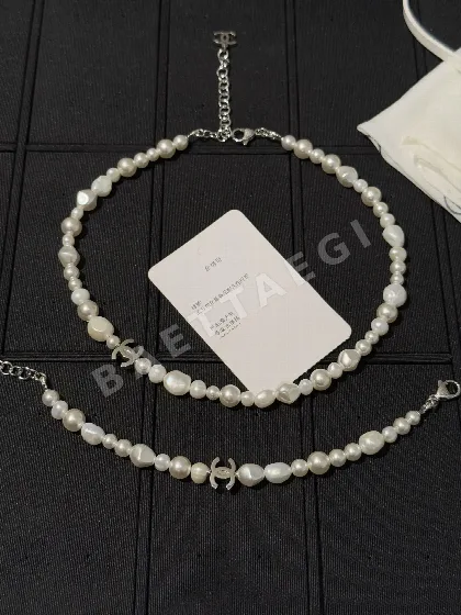 샤넬 담수진주 더블 C 숏 목걸이 65713