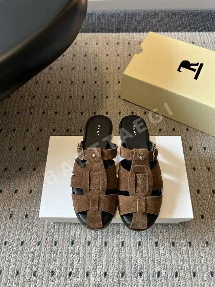 더로우 레트로 꼬임 스웨이드 로마 샌달 95972