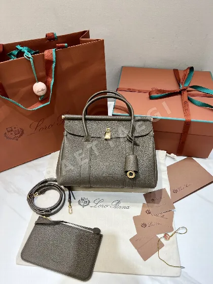 로로피아나 룸 코끼리그레이 핸드백 191222