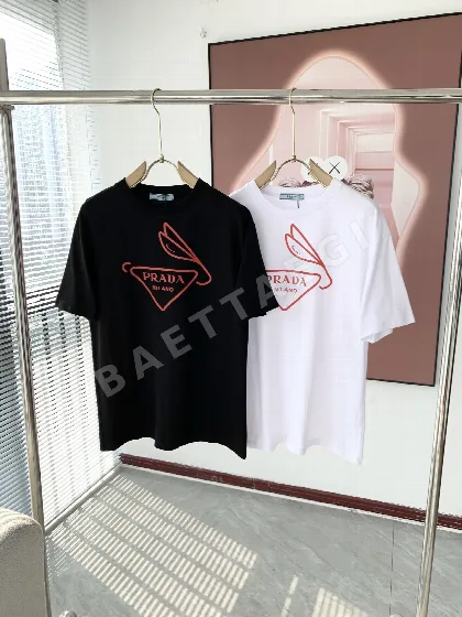 프라다 로고 프린트 여성 반팔 티셔츠 88812