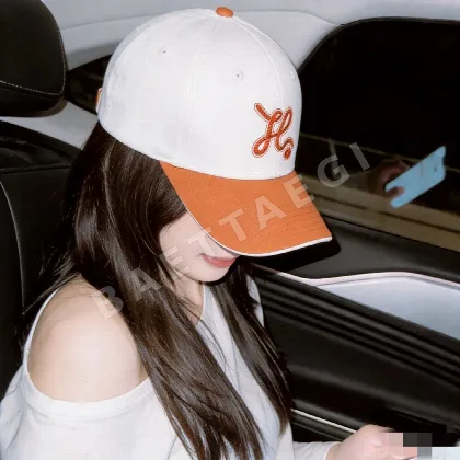 에르메스 컬러 블록 H 메시 베이스볼 모자 84659
