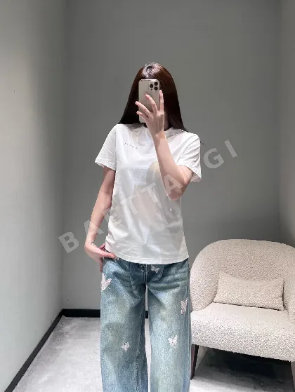 구찌 여성 반팔 51204