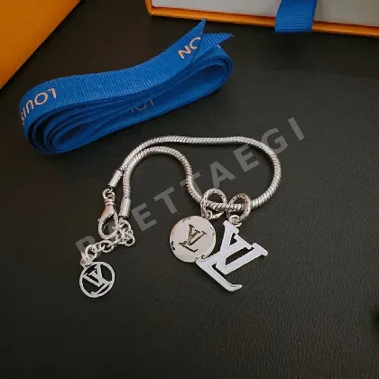 루이비통 팔찌 64017 Louis Vuitton Bracelet